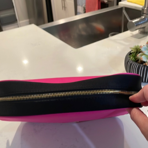 🎀Prada Vanity Case Candy Pink/Gold new - Picture 11 of 17